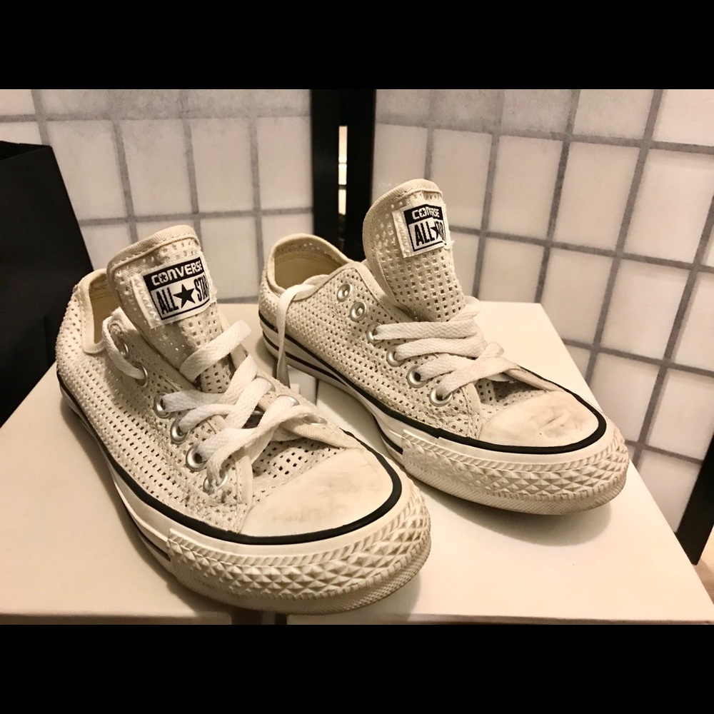 Converse